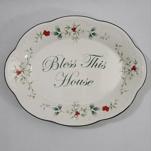 Pfaltzgraff Winterberry Bless This House Plate 5034281